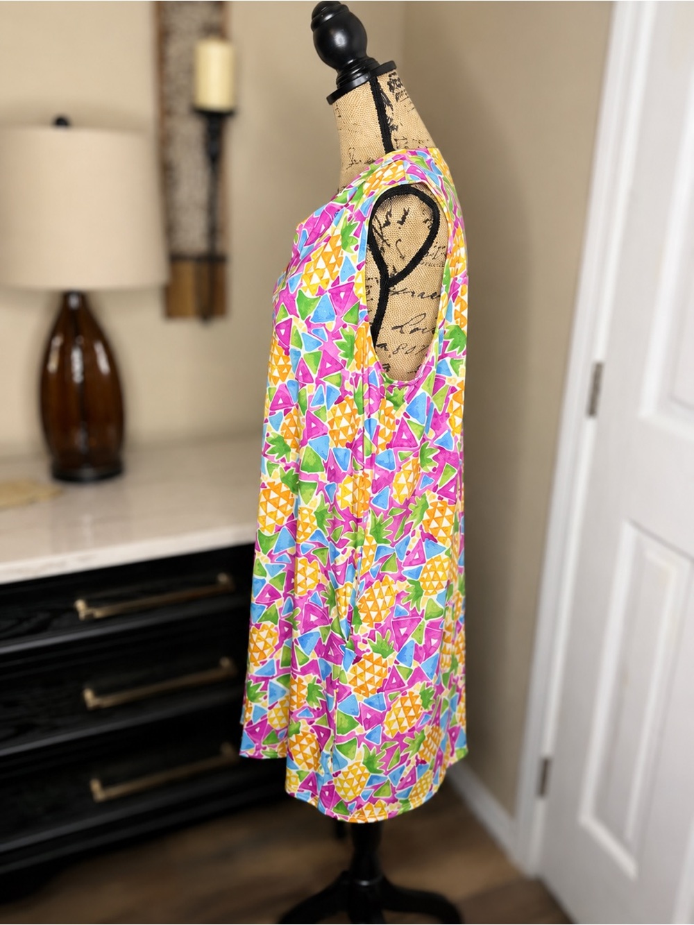 Dear Scarlett Sleeveless Tropical Pineapple Print Mini Dress XL - Picture 2 of 6